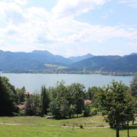 Ausblick von Balkon oder Terrasse, © im-web.de/ Tourist-Information Gmund am Tegernsee