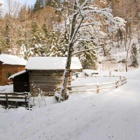 Ferienhaus am Tegernsee: Das Almhaus Webermohof im Winterfeeling, &copy; im-web.de/ Tourist-Information Rottach-Egern