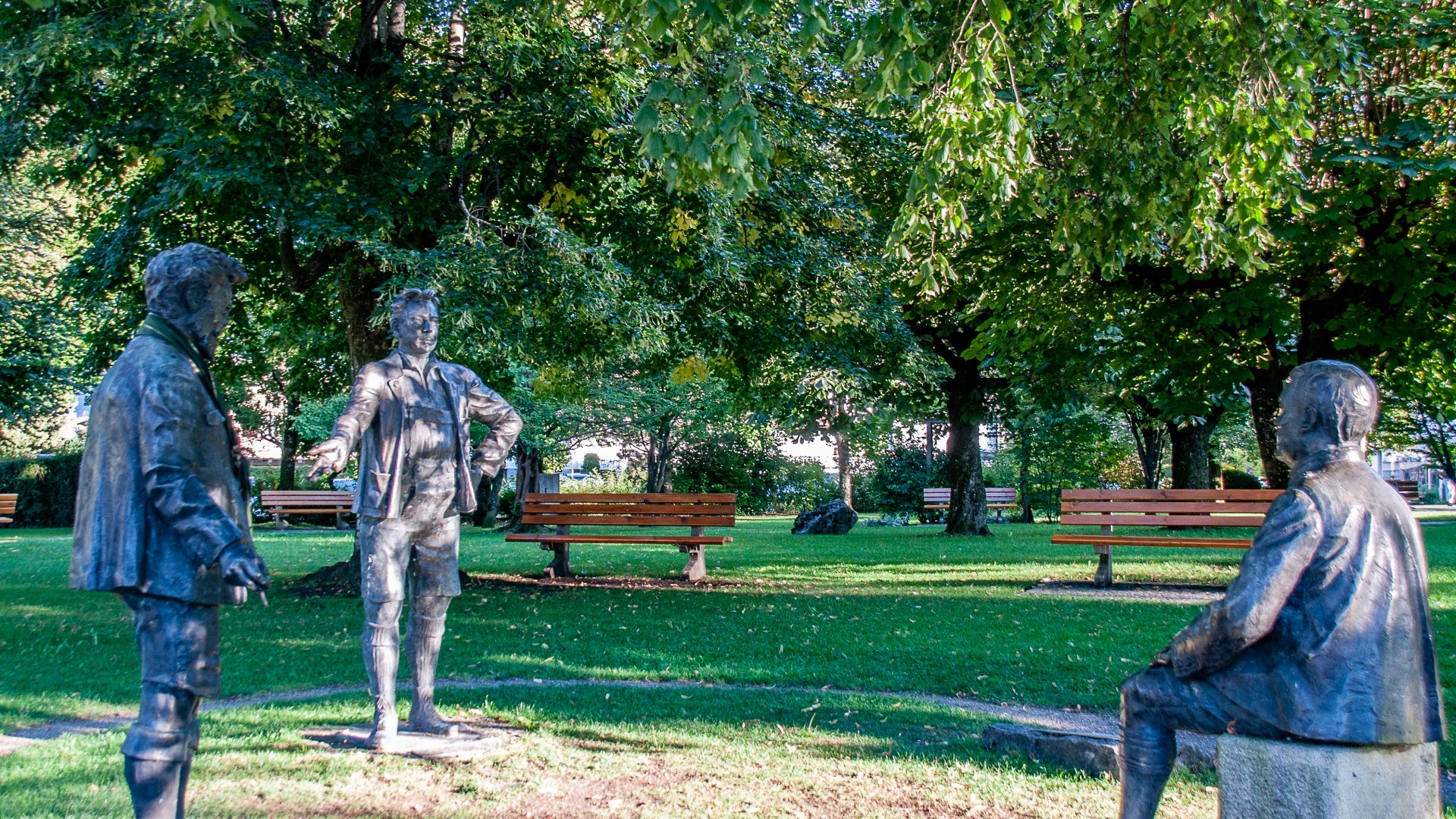 Skulpturen Slezak, Mann, Ganghofer in Rottach-Egern, © Der Tegernsee, Sabine Ziegler-Musiol