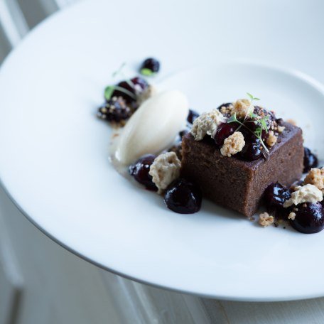 201911_7g9a3834_faehrhuette14_haselnusskuchen_joerg-lehmann 201911_7g9a3834_faehrhuette14_haselnusskuchen_joerg-lehmann