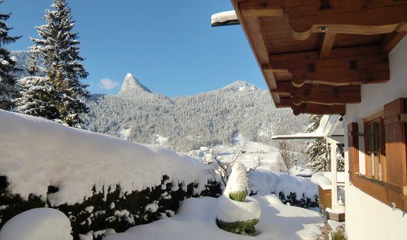 Aussicht vom Haus auf den Leonhardstein, © im-web.de/ Tourist-Information Kreuth Aussicht vom Haus auf den Leonhardstein, © im-web.de/ Tourist-Information Kreuth
