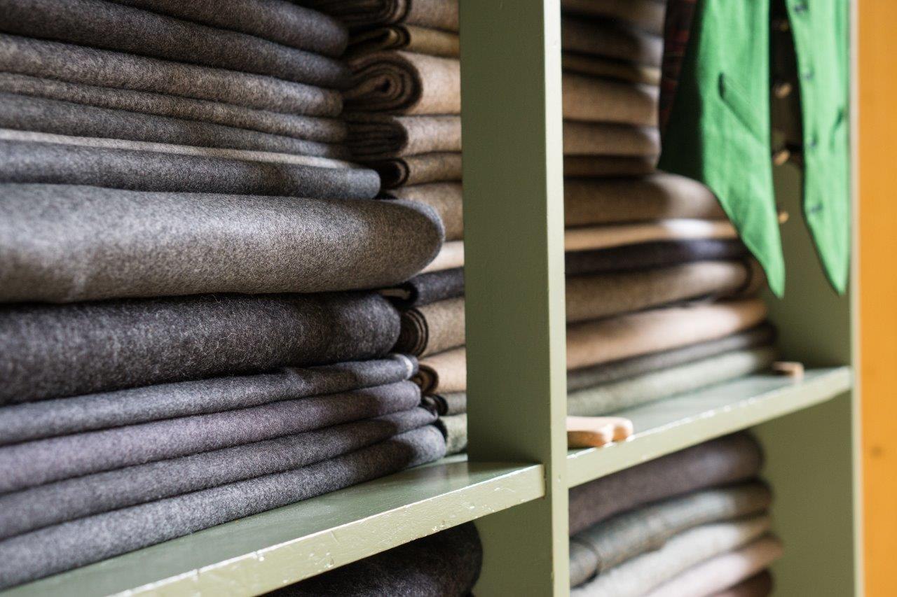 Massschneiderei Winkler Kreuth, © Schneiderei Winkler Kreuth Massschneiderei Winkler Kreuth, © Schneiderei Winkler Kreuth