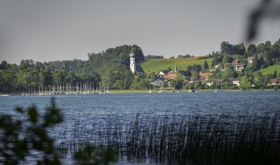 Blick nach St. Quirin auf die Filialkirche, &copy; Dieter Deger