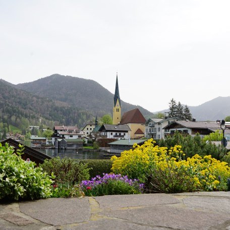 https://images.bs.ds-srv.net/objekt_pics/obj_full_32674_009.jpg, © im-web.de/ Tourist-Information Rottach-Egern