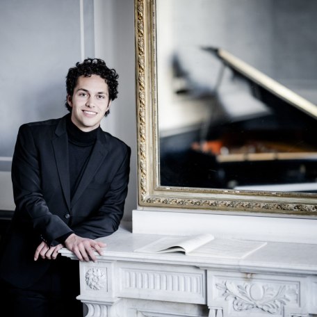 17-Nikola-Meeuwsen-&copy;-Simon-Van-Boxtel-1-2048x1365, &copy; Simon-Van-Boxtel