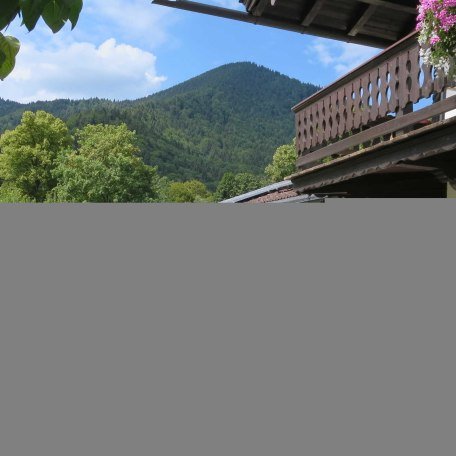 Terasse ; Garten; Blick auf den Hirschberg, © im-web.de/ Tourist-Information Kreuth