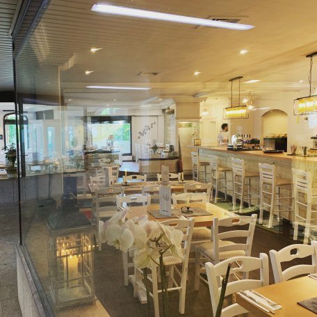 NEFELI - Griechische Taverne NEFELI - Griechische Taverne