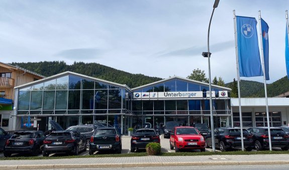 AutohausUnterberger_Querformat_&copy;FVP_003, &copy; Der Tegernsee (Fidelis von Preysing)