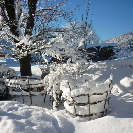Blick vom Moarhof Richtung Kirche, © im-web.de/ Tourist-Information Bad Wiessee