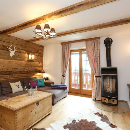 Rustikales mit Altholz ausgebautes Wohnzimmer, © im-web.de/ Tourist-Information Bad Wiessee