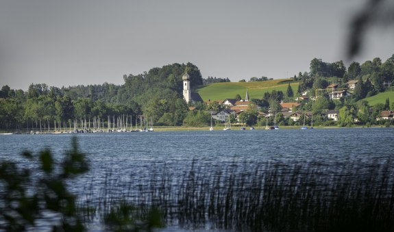 Blick nach St. Quirin auf die Filialkirche, © Dieter Deger