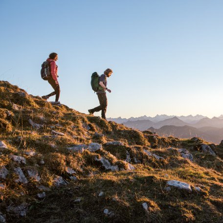 Wanderung im Bergsteigerdorf Kreuth, © Der Tegernsee, Julian Rohn