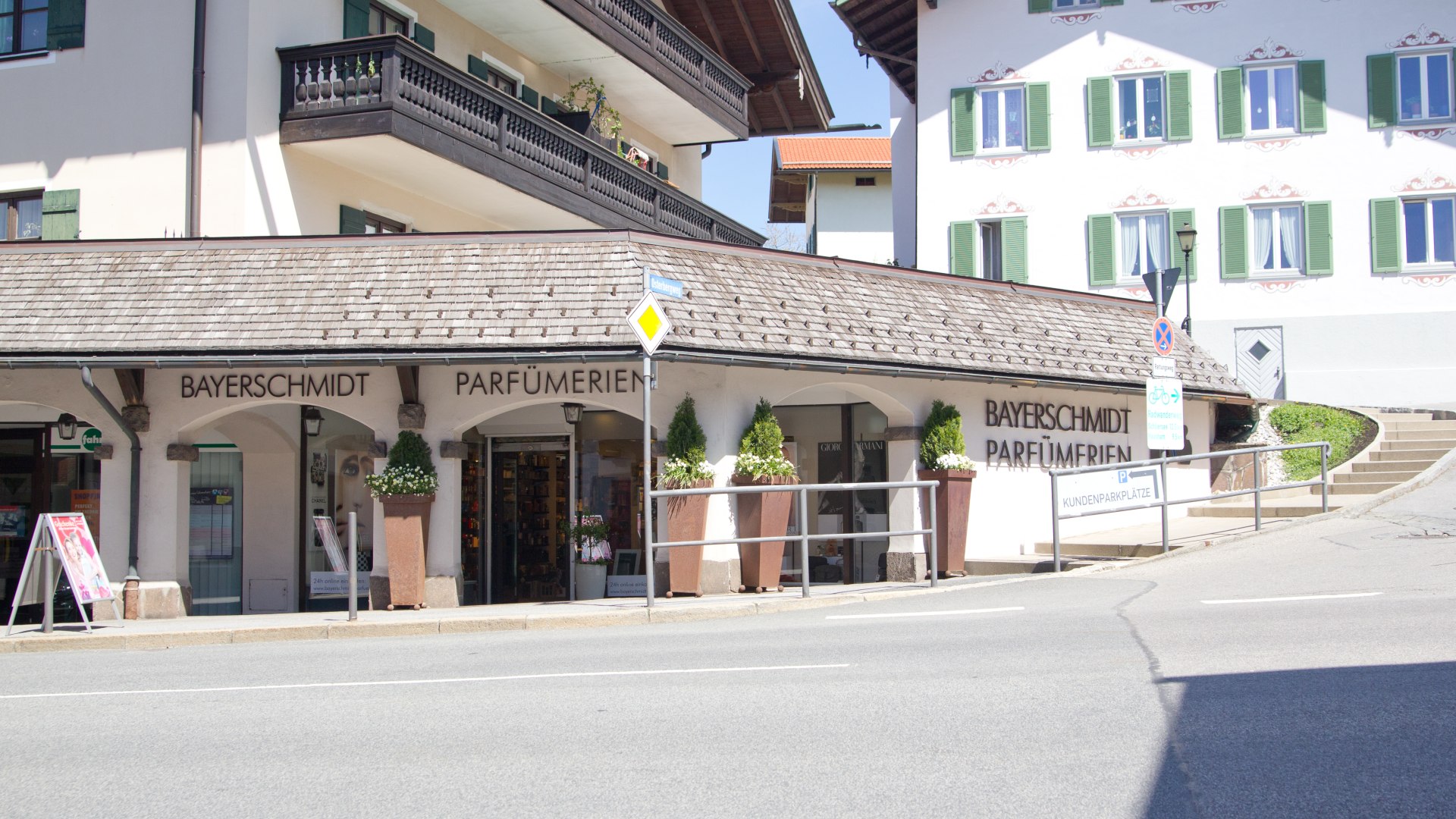 Au&szlig;enansicht, &copy; Parf&uuml;merie Bayerschmidt Gmund