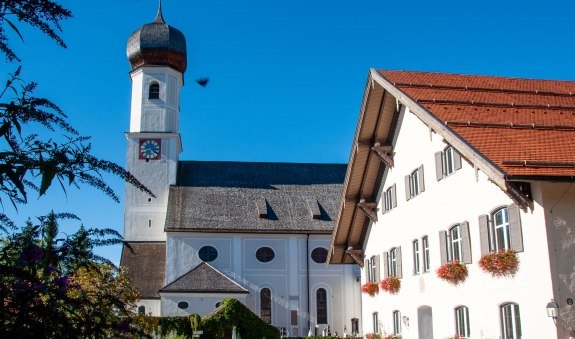 thf_tegernseer-nordufer_dietmar-denger, © Der Tegernsee (Dietmar Denger)