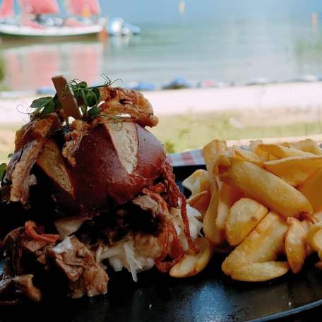 Biergartenburger, © Der Terrassenhof