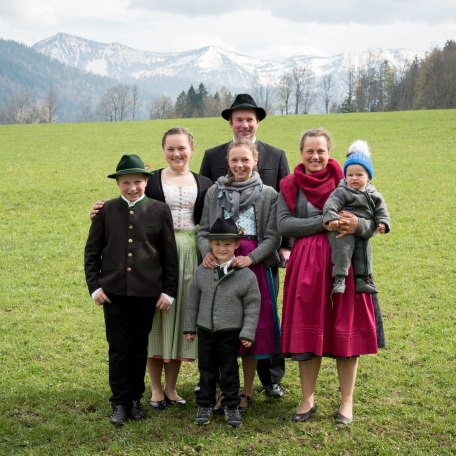Wir - die Familie Kandlinger, © im-web.de/ Tourist-Information Kreuth