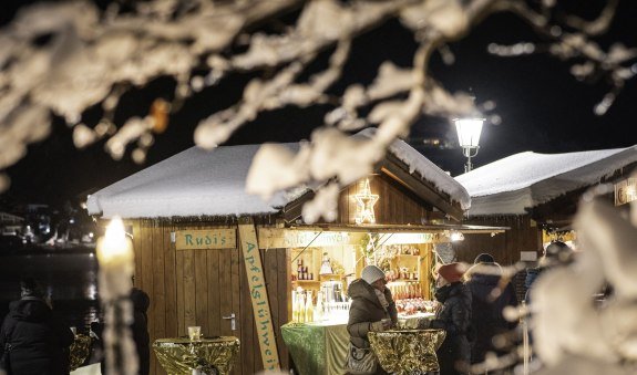Adventszauber Rottach, © Der Tegernsee (Dietmar Denger) Adventszauber Rottach, © Der Tegernsee (Dietmar Denger)