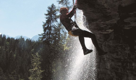 p8051497_1 p8051497_1