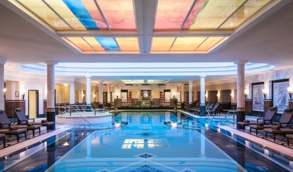 4_elements_spa_Innenpool, © Seehotel Ueberfahrt