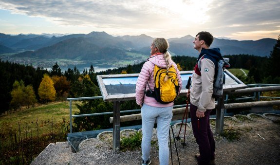 Blick zum Tegernsee, &copy; DER TEGERNSEE
