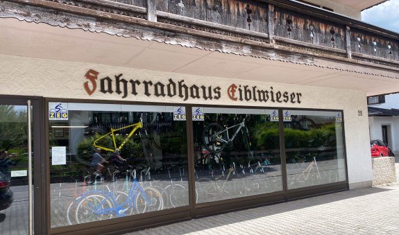 RadsportEiblwieser_Querformat_&copy;FVP_001, &copy; Der Tegernsee (Fidelis v. Preysing)