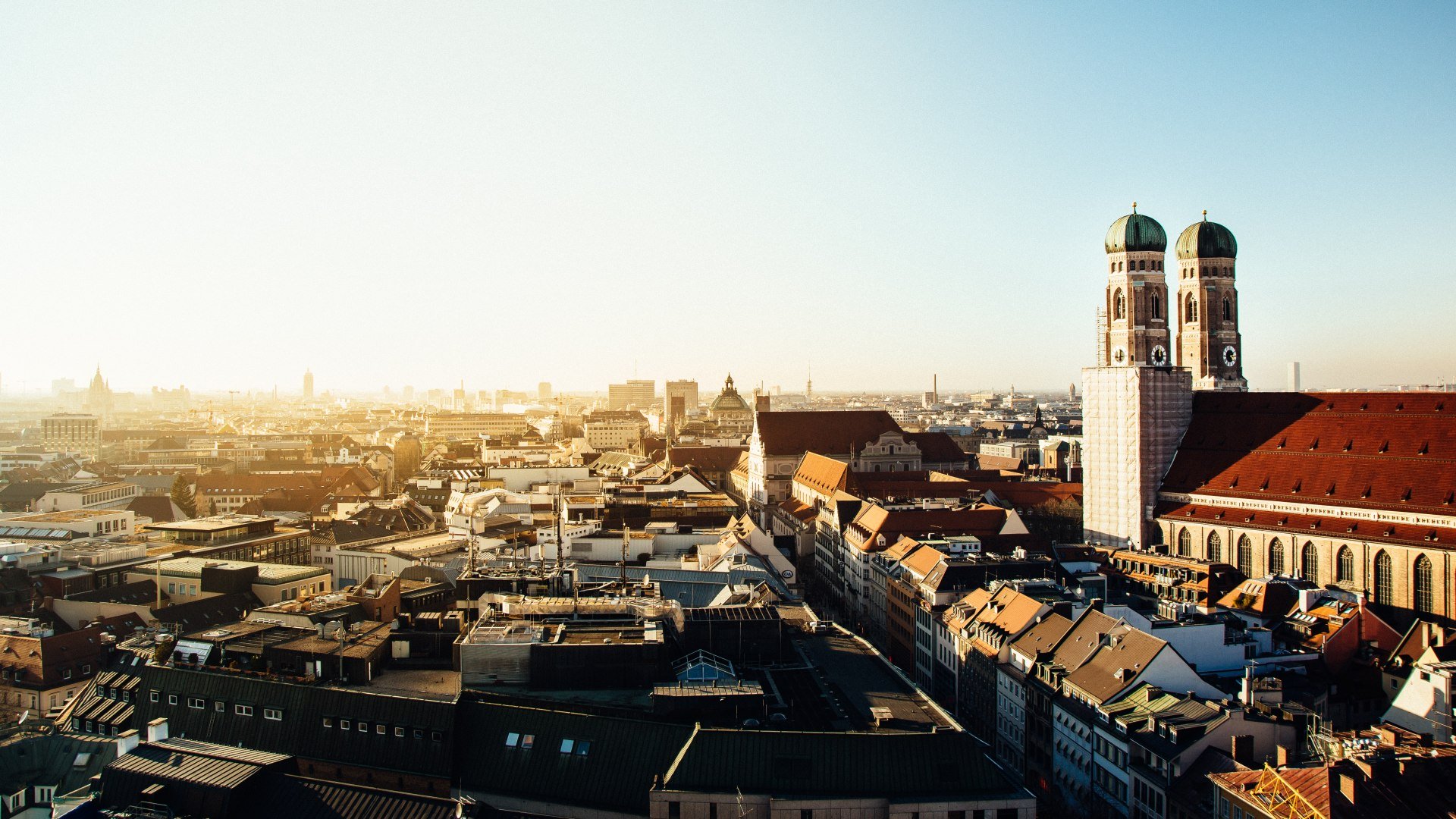 Ausblick auf die Münchner Innenstadt, © Photo by Philipp Bachhuber on Unsplash