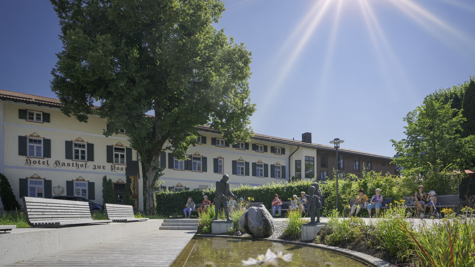 Lindenplatz in Bad Wiessee, © Dietmar Denger Lindenplatz in Bad Wiessee, © Dietmar Denger