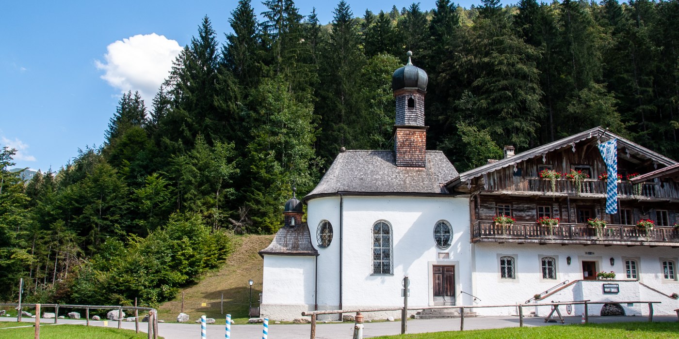 Kirche und Quelle "Zum heiligen Kreuz" in Wildbad Kreuth, © Der Tegernsee