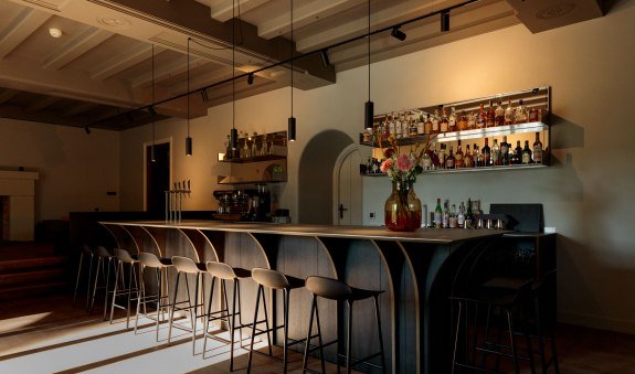 Blyb. Bar, &copy; Blyb.