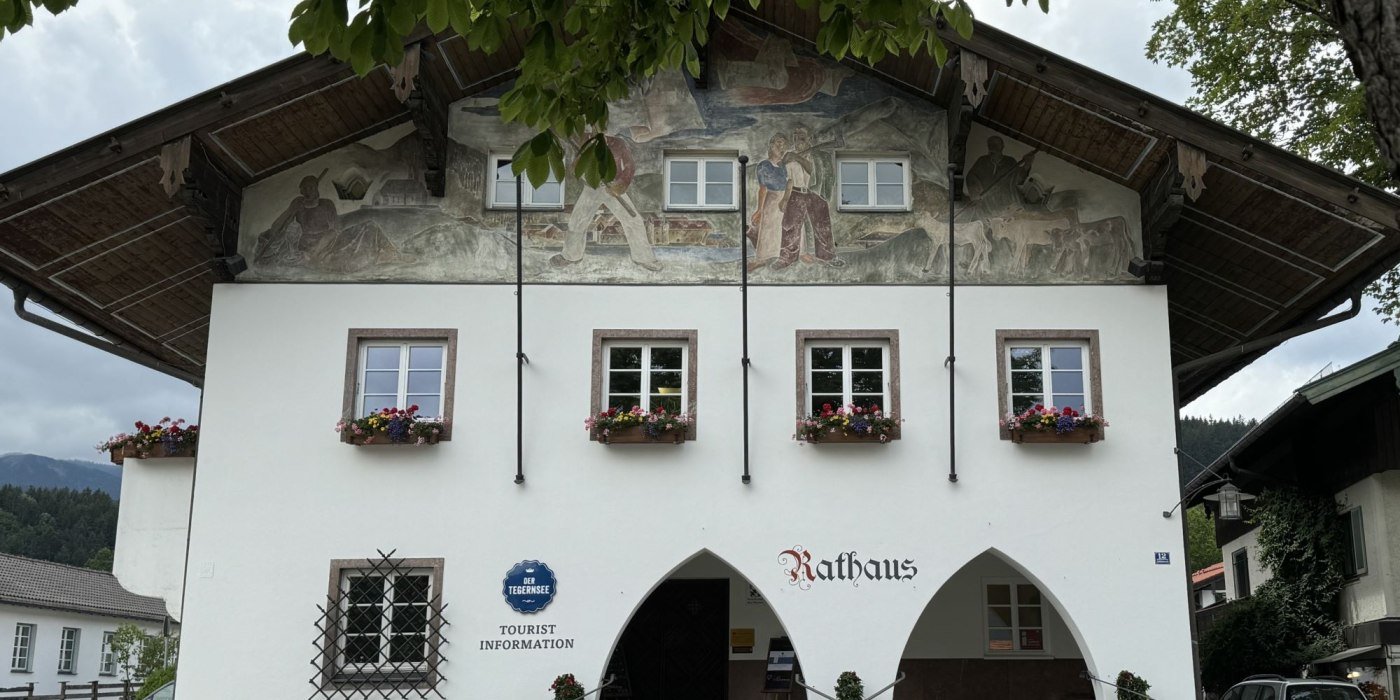 Rathaus, © Der Tegernsee (Sabine Ziegler-Musiol) Rathaus, © Der Tegernsee (Sabine Ziegler-Musiol)