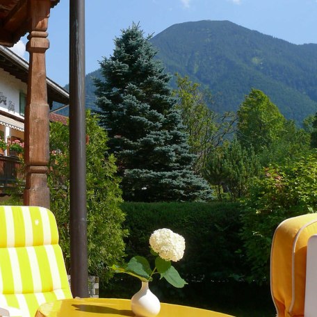 Ferienwohnung Am Rottach-Damm - Terrassee mit Blick zum Wallberg, © Ferienwohnung Am Rottach-Damm