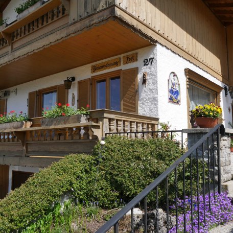 Außenansicht Ferienwohnung EG, © im-web.de/ Tourist-Information Rottach-Egern