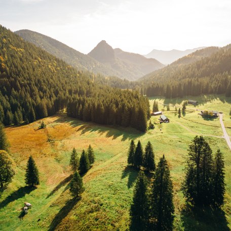 &copy; DER TEGERNSEE, Juliaan Rohn_Schwarzenbach_0002, &copy; DER TEGERNSEE