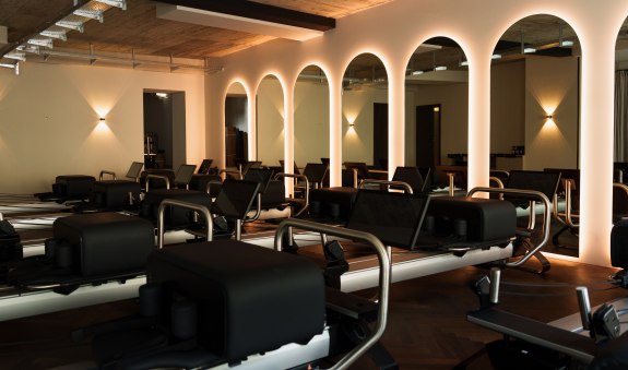 Innen_Header, © @Josef P Pilatesstudio Innen_Header, © @Josef P Pilatesstudio