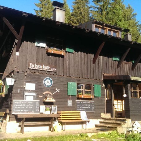 Buchsteinhütte Kreuth, © Reinhold Kiefer Buchsteinhütte Kreuth, © Reinhold Kiefer