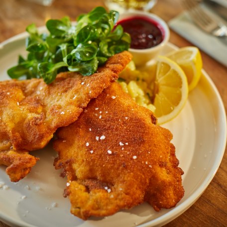 Restaurant Weber (2) Restaurant Weber (2)