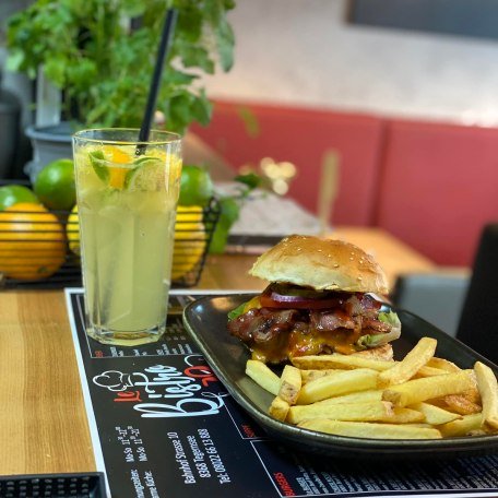 lebistro78_burger, © © Le Bistro 78 lebistro78_burger, © © Le Bistro 78