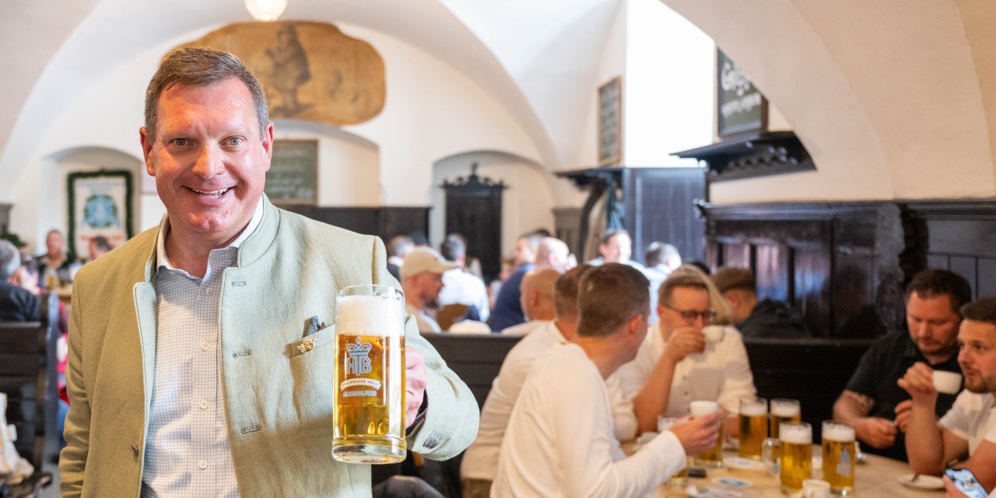 Peter Hubert ist seit 22 Jahren Wirt im Br&auml;ust&uuml;berl