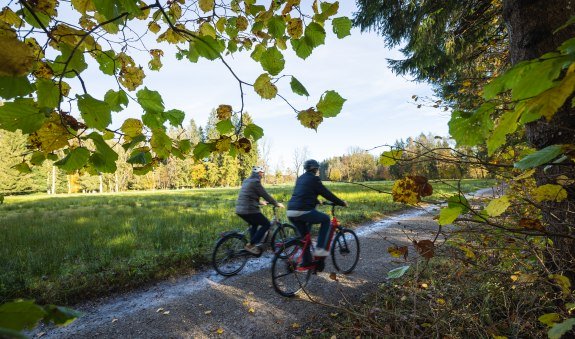 TTT_1024_HH_E-Citybike_Herbst_Paar_0057, © TTT_1024_HH_E-Citybike_Herbst_Paar_0057 TTT_1024_HH_E-Citybike_Herbst_Paar_0057, © TTT_1024_HH_E-Citybike_Herbst_Paar_0057