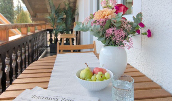 Aussenansicht Balkon, &copy; im-web.de/ Ferienwohnungen Tegernsee