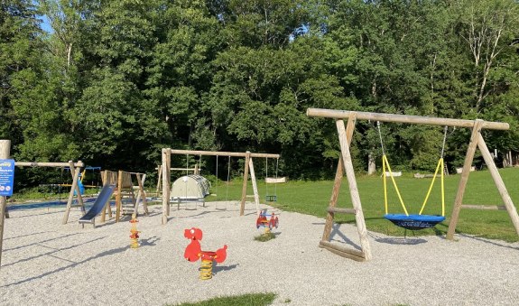Spielplatz Oedberg, © TTT- N.Reifenstuhl Spielplatz Oedberg, © TTT- N.Reifenstuhl