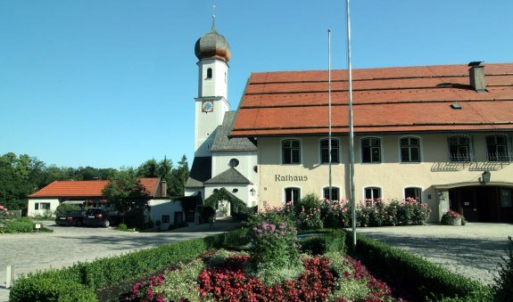 Rathaus Gmund, © Alpenregion Tegernsee Schliersee Rathaus Gmund, © Alpenregion Tegernsee Schliersee